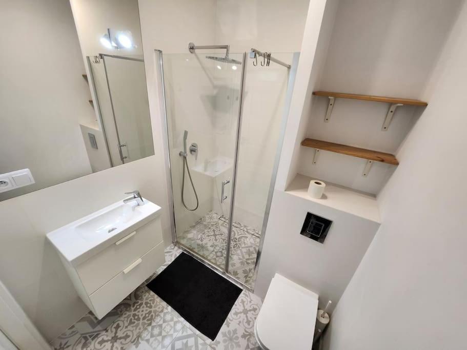 Apartstars - Powstancow #32 With Terrace Ряшів Екстер'єр фото